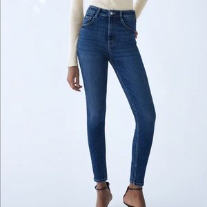 Zara high waisted skinny jeans - size 2